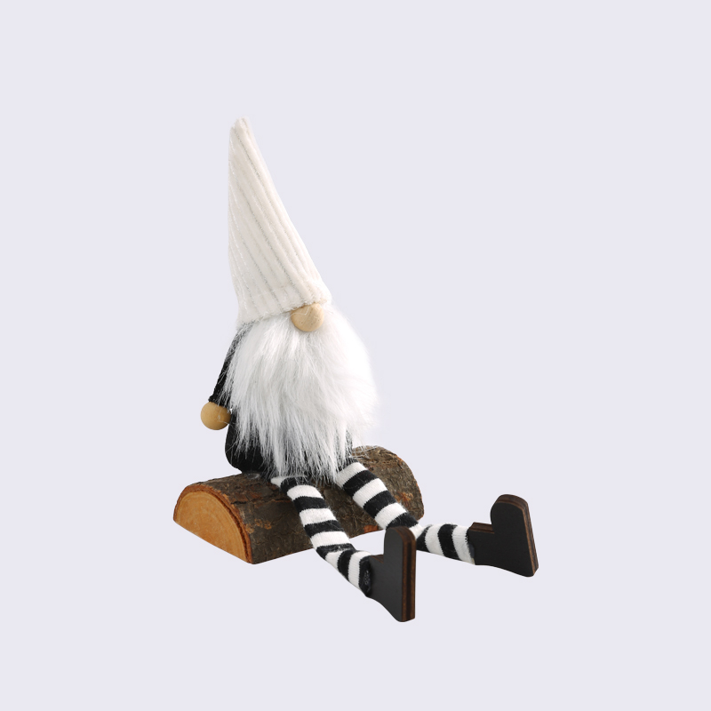 Plush Fabric Creative Ornaments For Old People Sitting On Wooden Stakes
