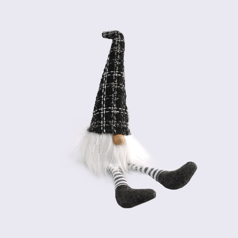 Yordle Dwarf Black And White Classic Color Matching Creative Ornaments